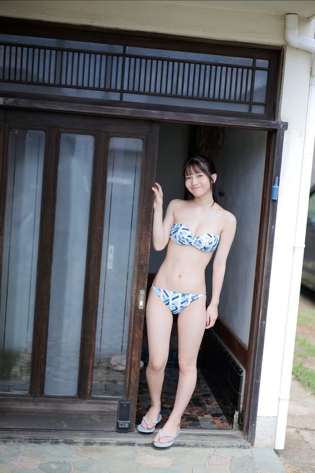 JP Nanako Kurosaki 黒嵜菜々子 – 日本一バズってるBIKINI Vol.1 (54P)