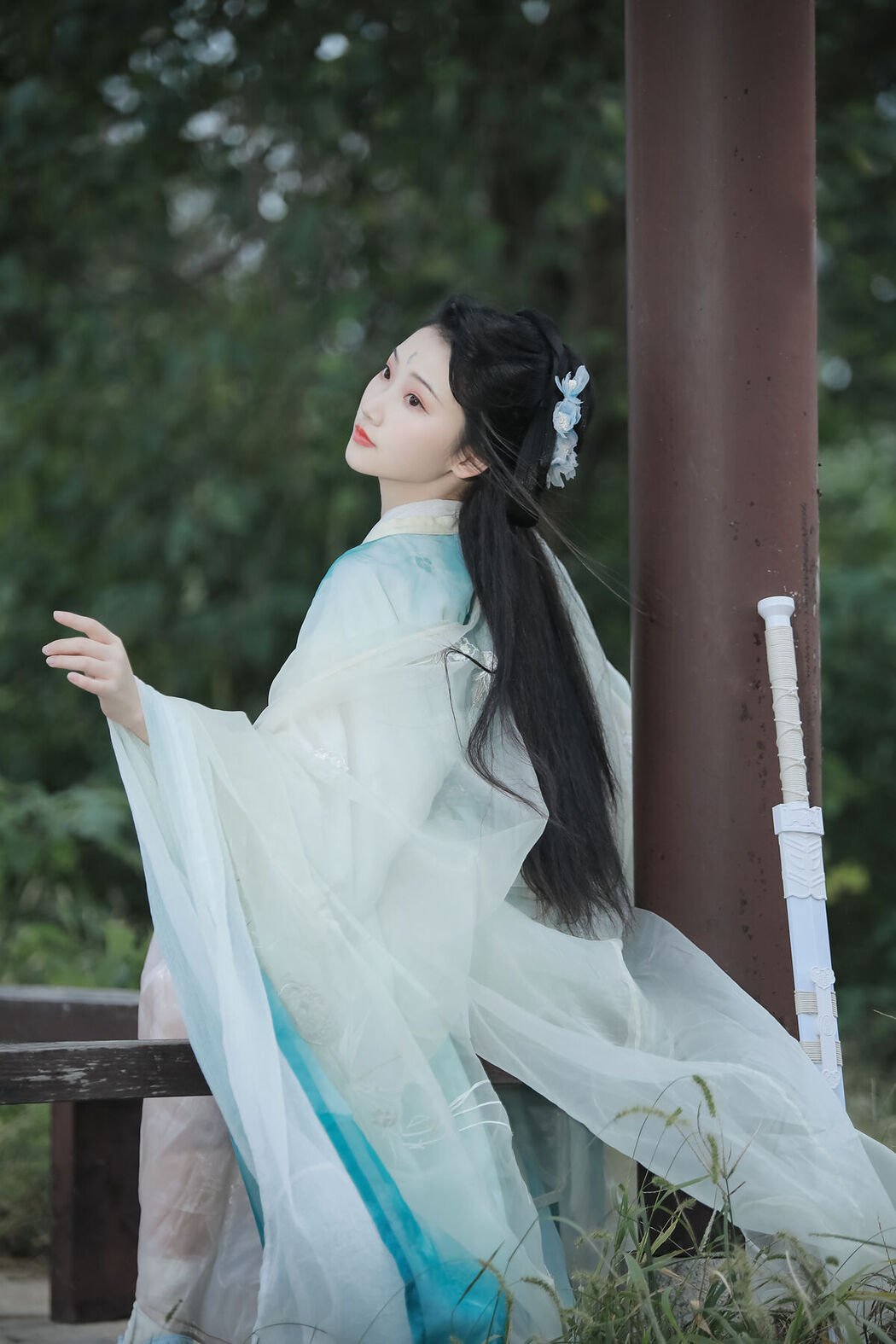 YiTuYu艺图语 Vol.8371 椿鱼 (23P)