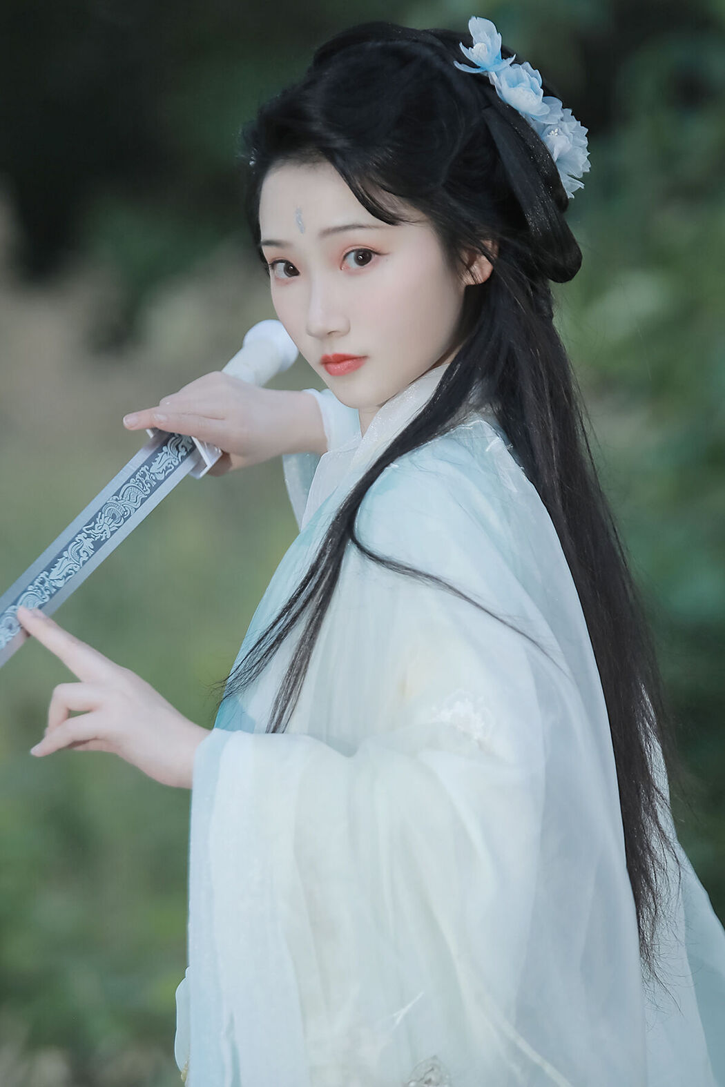 YiTuYu艺图语 Vol.8371 椿鱼 (23P) Cover Photo