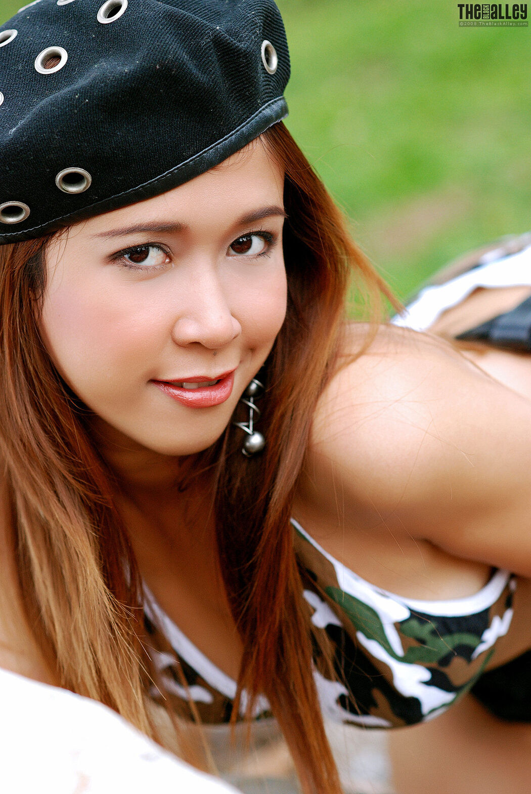 [The Black Alley/TBA黑巷] Veranda Wei female soldier body photography