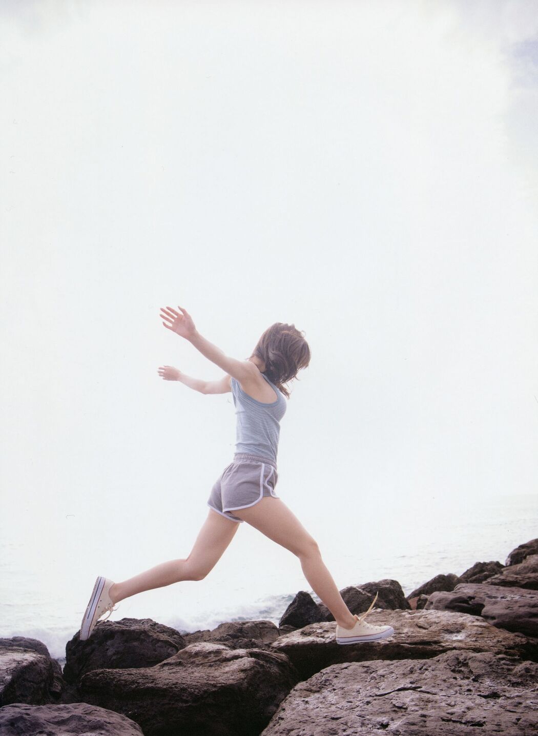 Tomomi Morisaki "High-Spec SEXY Beauty and Hot Spring Trip" [YS-Web] Vol.821