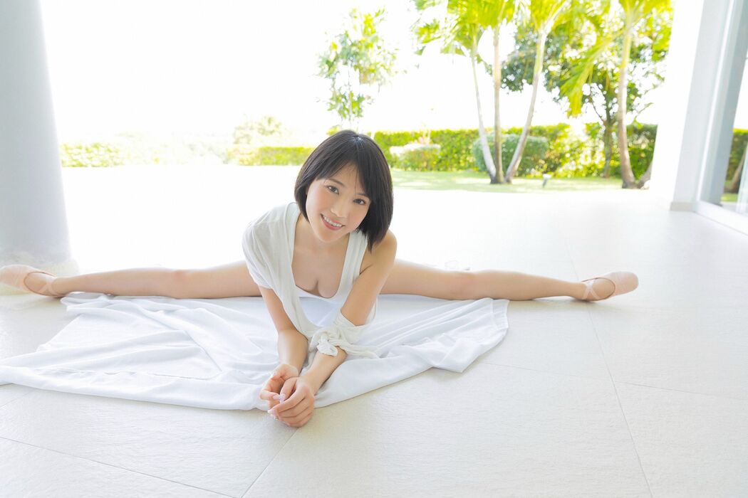 Yui Shirakawa "Woman with four faces" [YS-Web] Vol.810