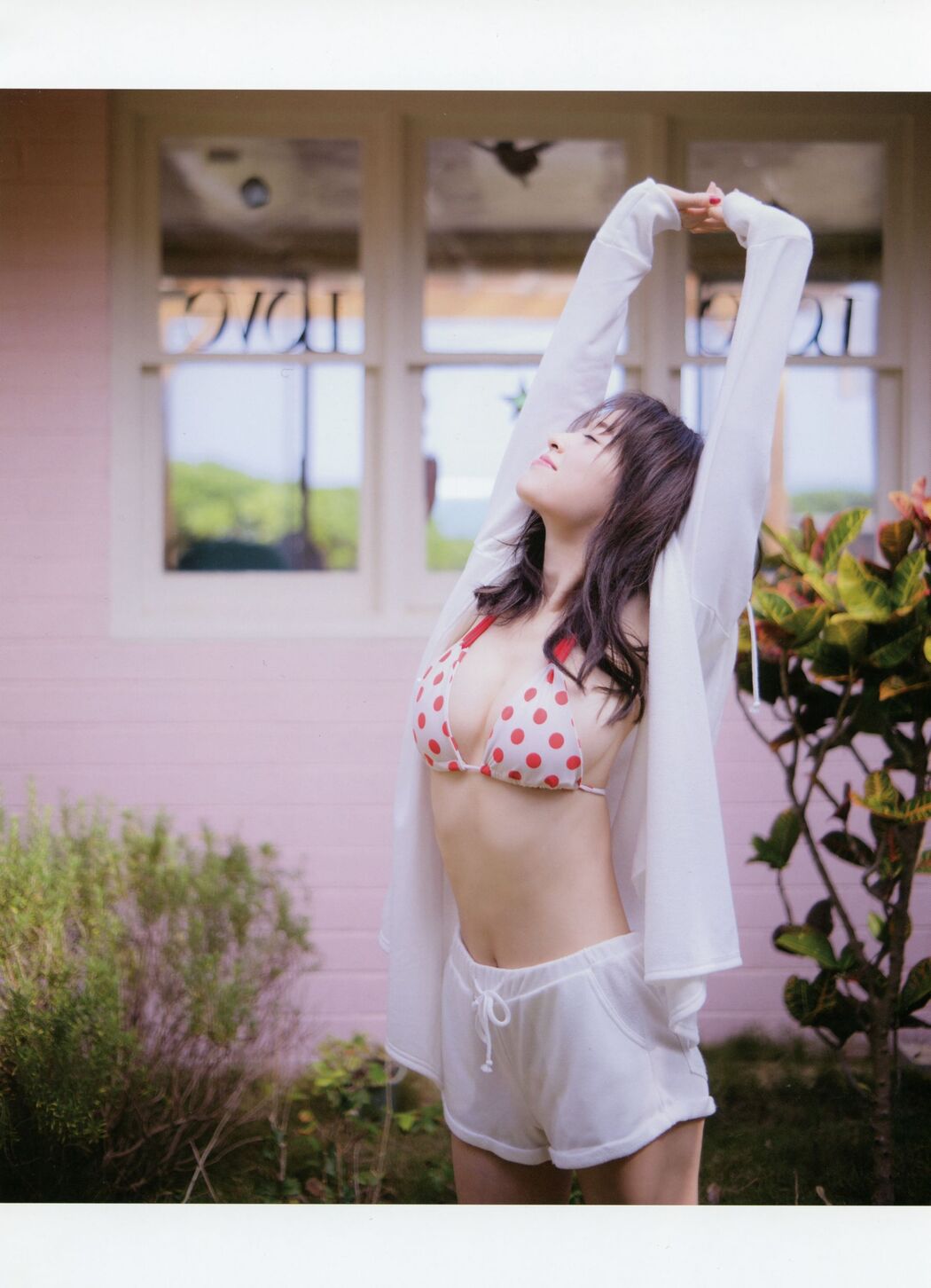 Tomomi Morisaki "High-Spec SEXY Beauty and Hot Spring Trip" [YS-Web] Vol.821
