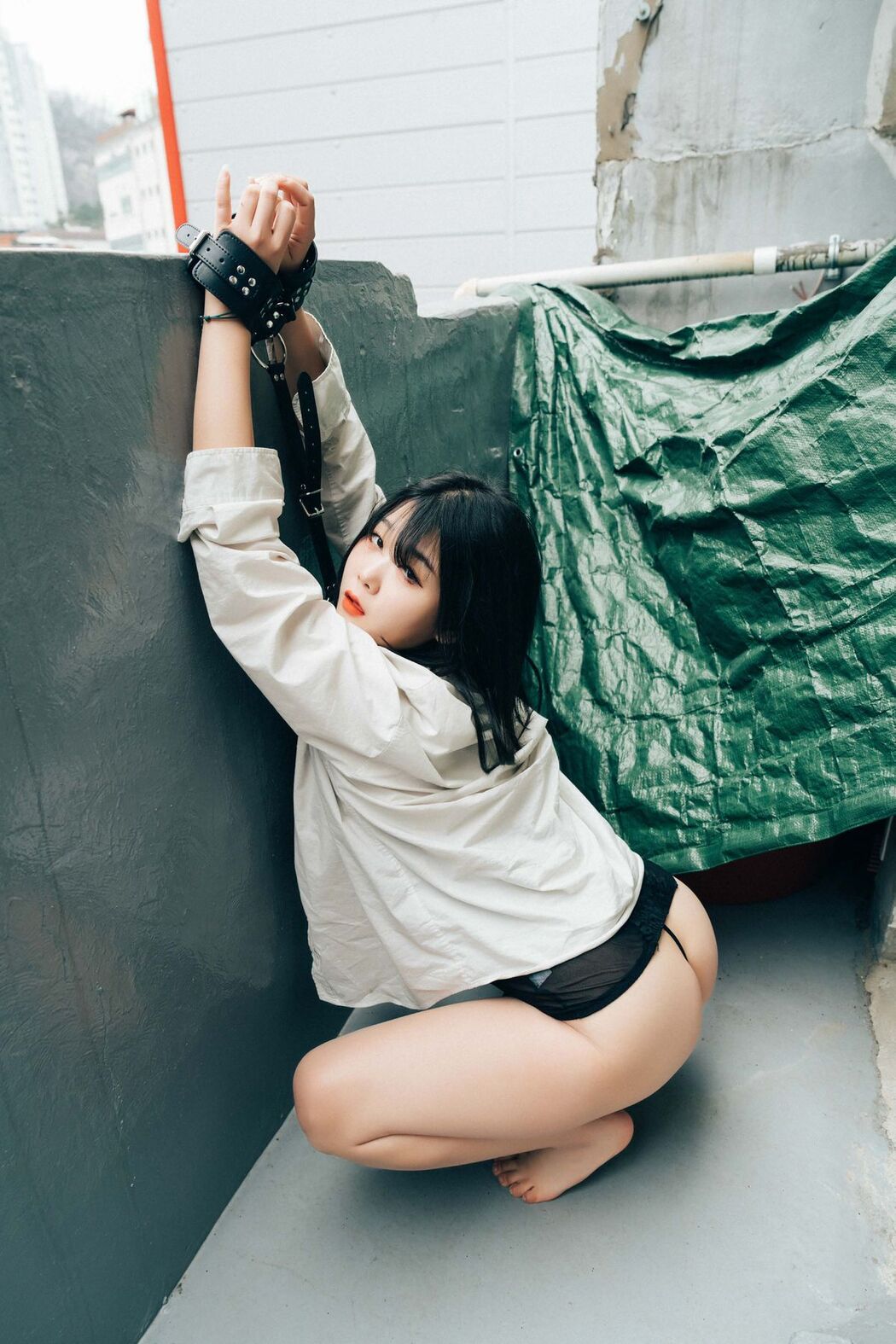 Haivia Zia 지아 – Tight And Closer (71P)