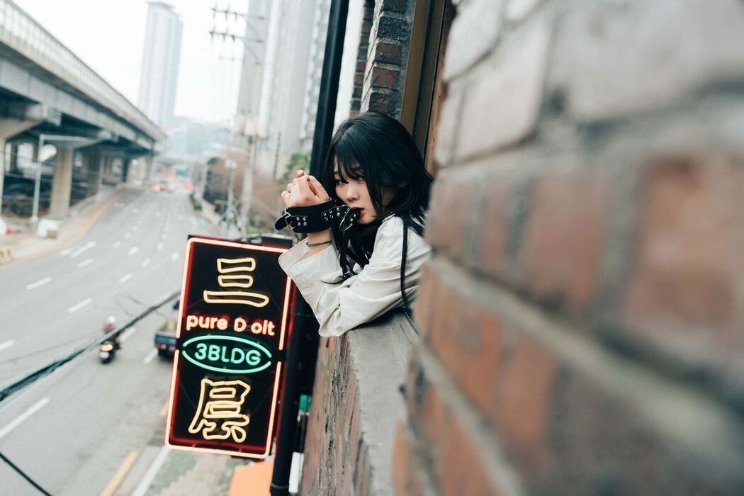 Haivia Zia 지아 – Tight And Closer (71P)