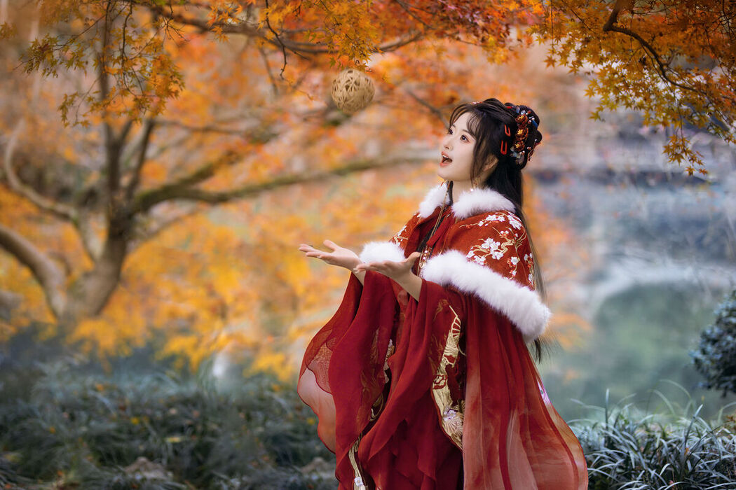 YiTuYu艺图语 Vol.8372 小春冉 (20P)