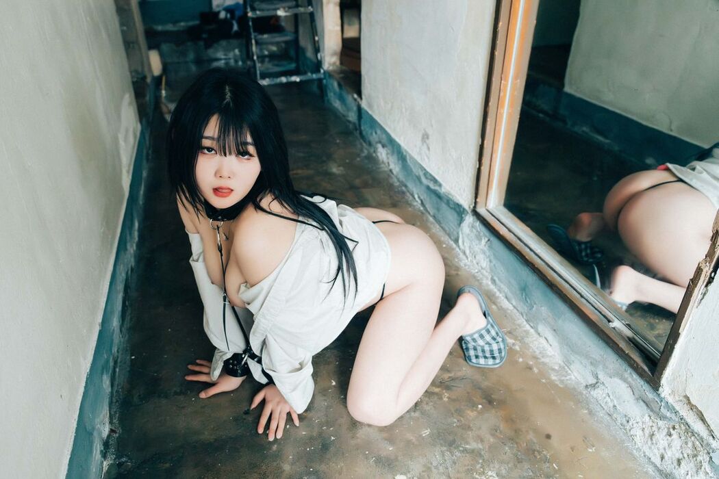 Haivia Zia 지아 – Tight And Closer (71P)