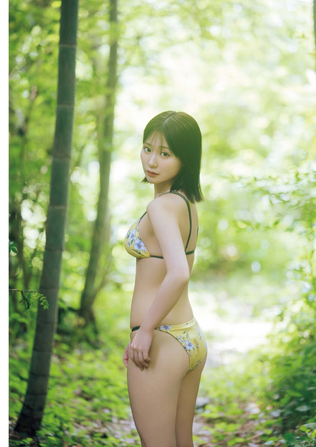 Miku Tanaka 田中美久, Big Comic Spirits 2025 No.41・42 (ビッグコミックスピリッツ 2025年41・42号)