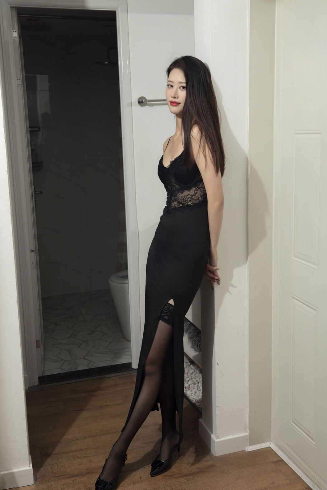 YiTuYu艺图语 Vol.8376 Chenaling_CL (19P)