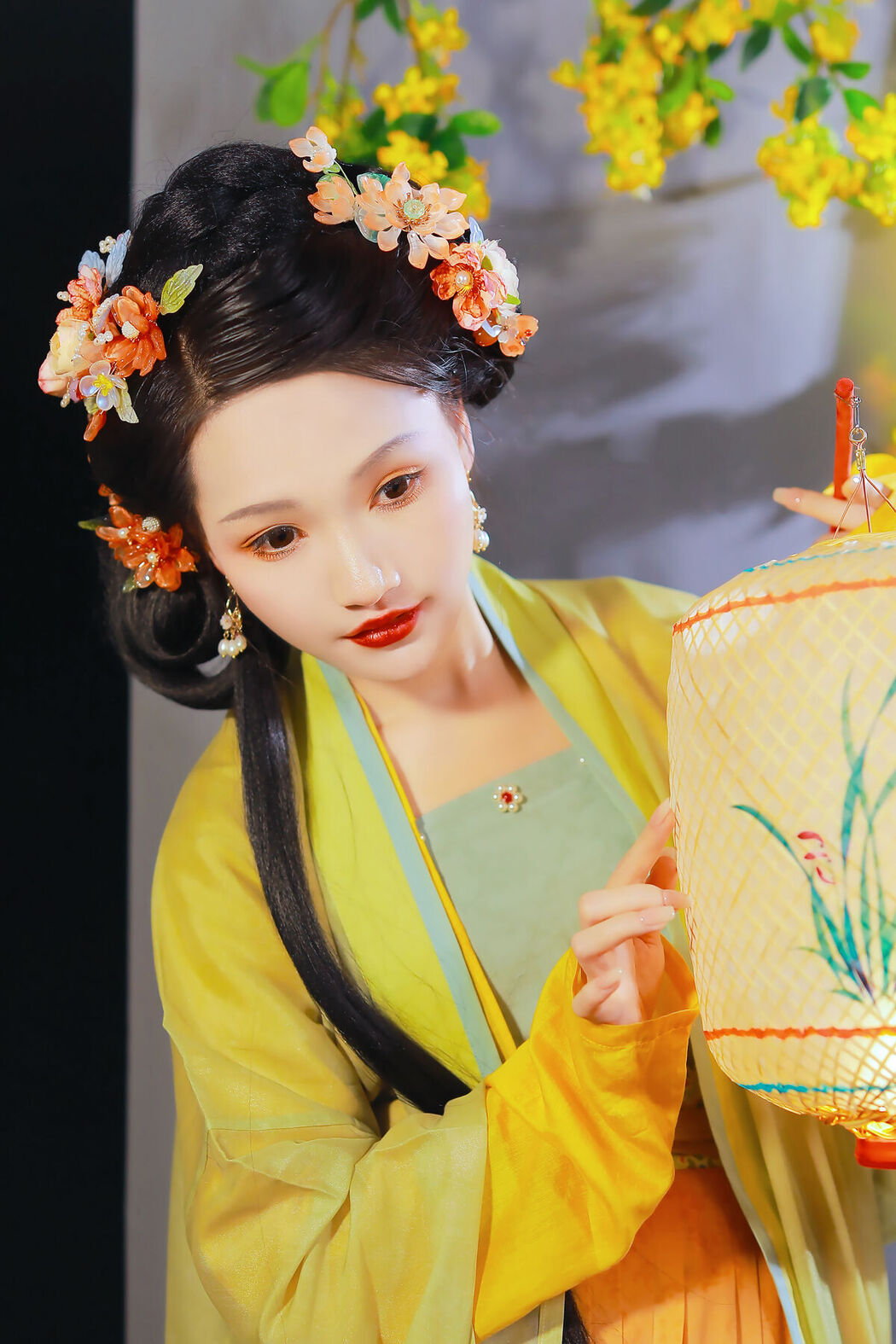 YiTuYu艺图语 Vol.8384 焚香小也 (23P)
