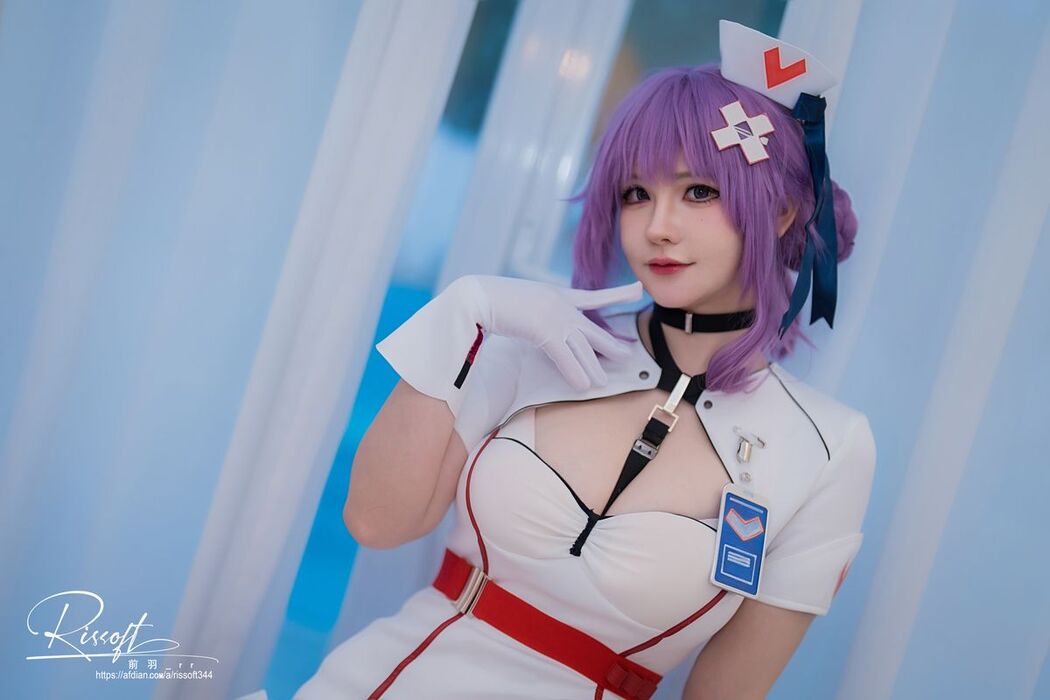 Coser@前羽_rr – スノウブレイク 禁域降臨 医師 (43P)