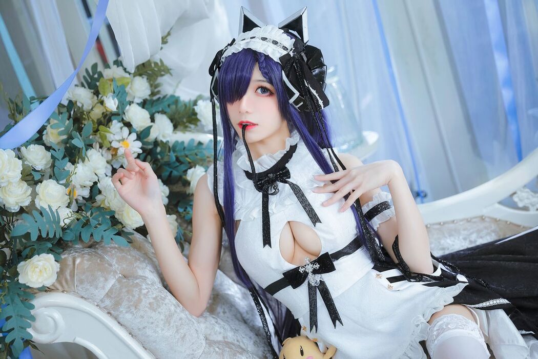 Coser@Tomoyo酱 &#8211; 碧蓝 奥古斯特女仆 (28P)