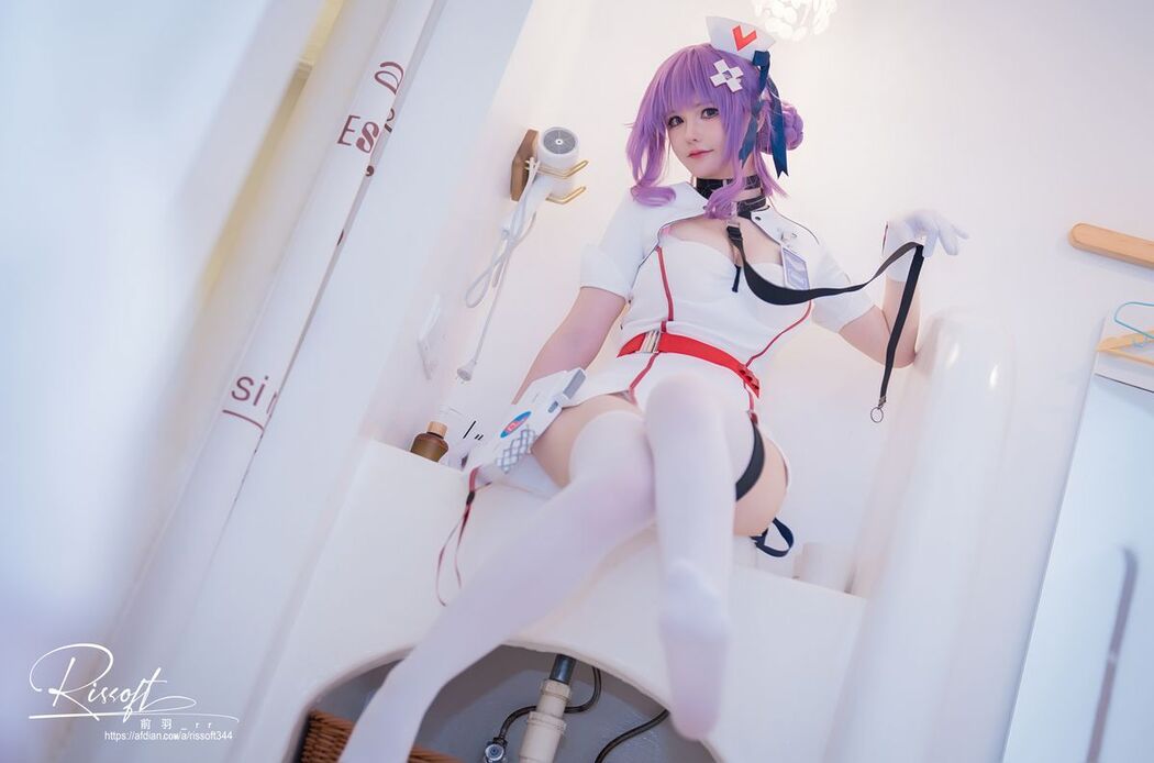 Coser@前羽_rr &#8211; スノウブレイク 禁域降臨 医師 (43P)