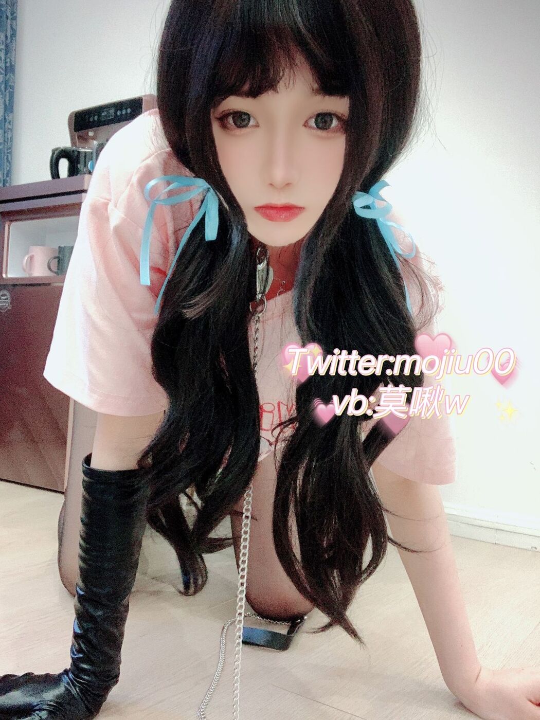 Coser@小青茗 &#8211; 粉色T恤 (51P)