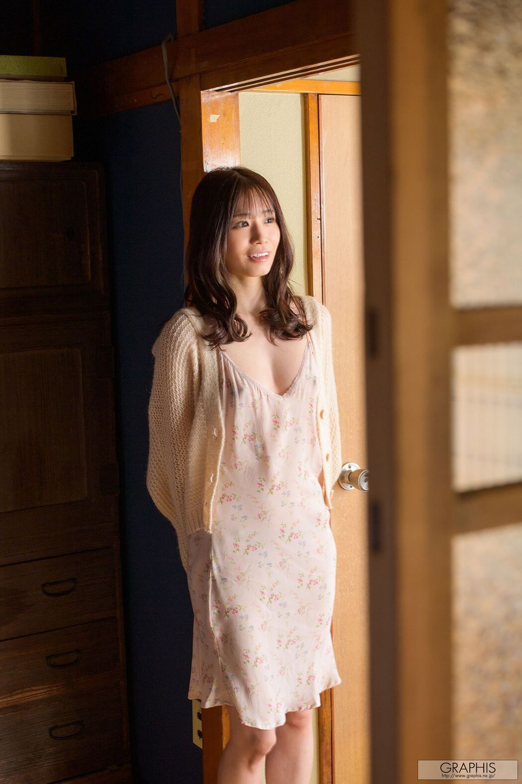 JP Miho Nana 未歩なな – Graphis Gals No.552 VIVACIOUS Part01 (72P)
