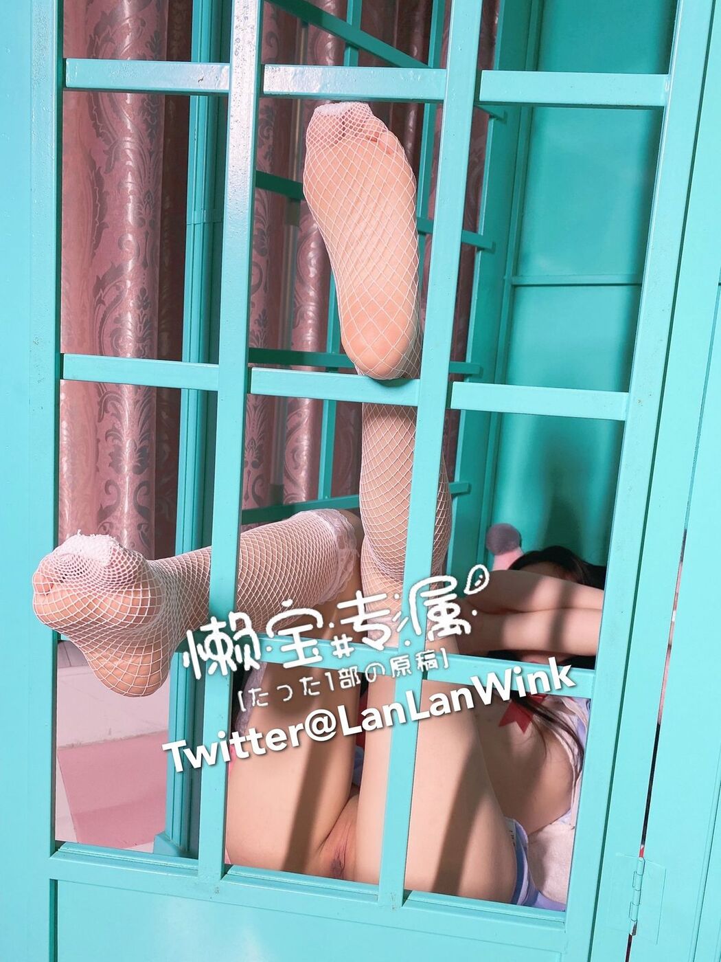Coser@懒懒睡不醒 – 推特合集 (39P – 18V)
