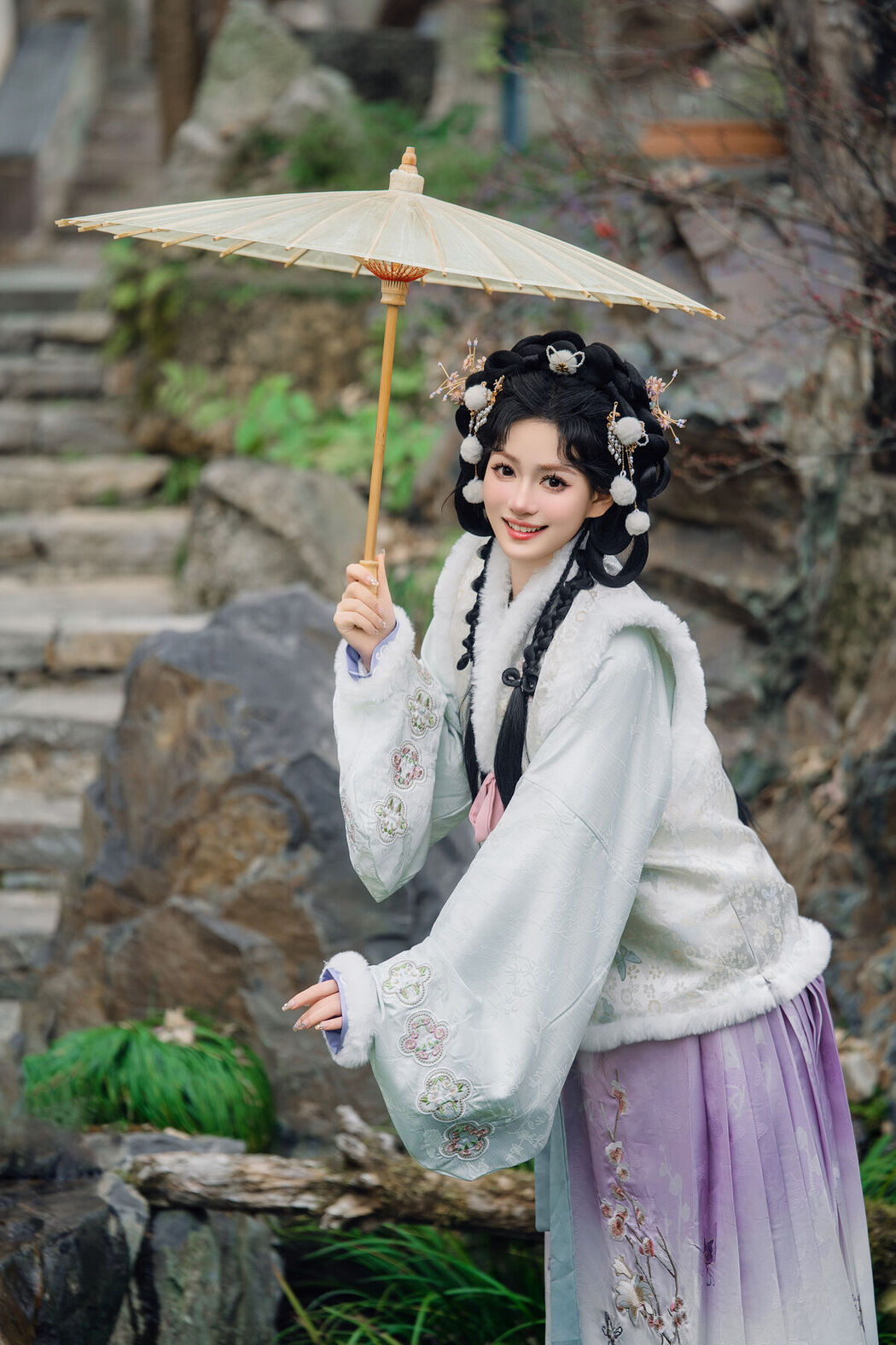 YiTuYu艺图语 Vol.8386 小陈 (21P)