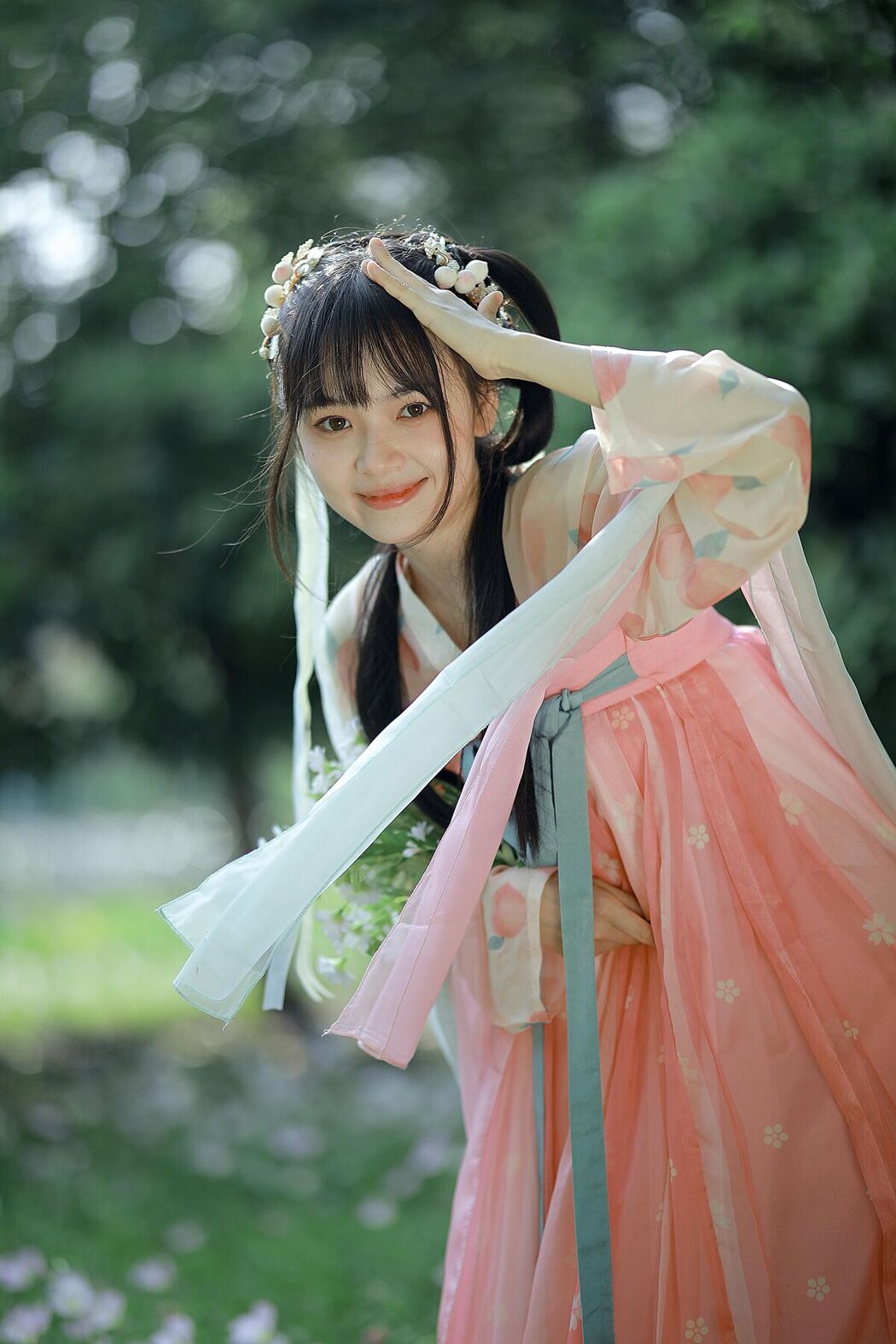 YiTuYu艺图语 Vol.8387 迟迟晴雨表 (23P)