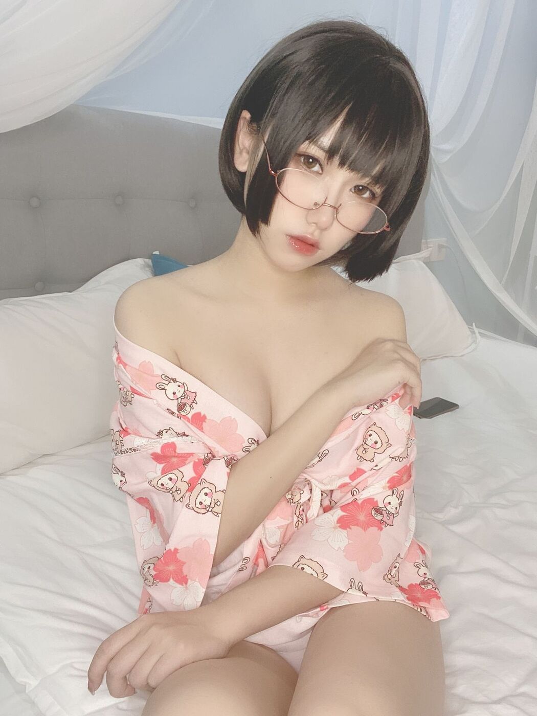 Coser@芋圆侑子 &#8211; 少妇 Part1 (58P &#8211; 8V)