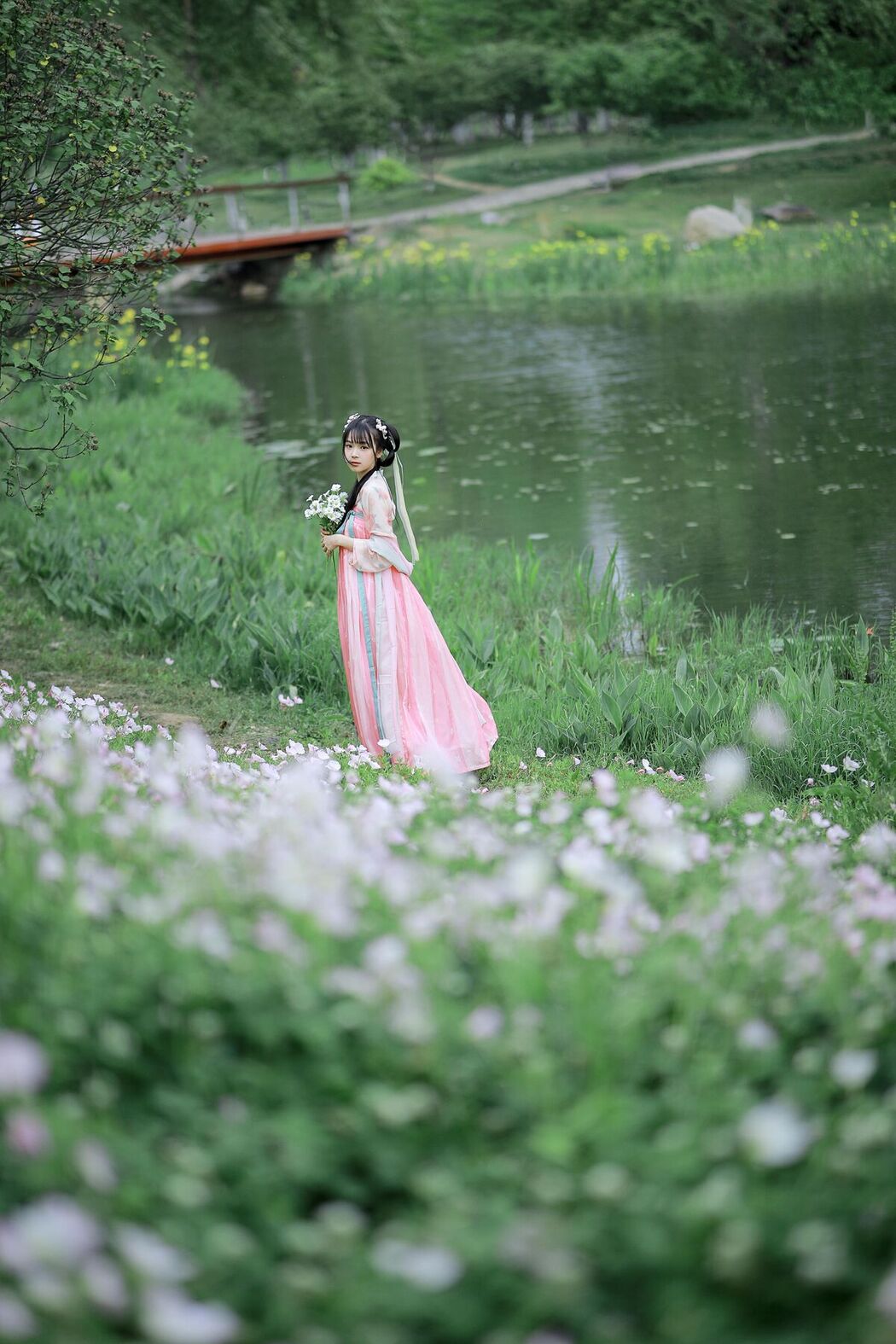 YiTuYu艺图语 Vol.8387 迟迟晴雨表 (23P)