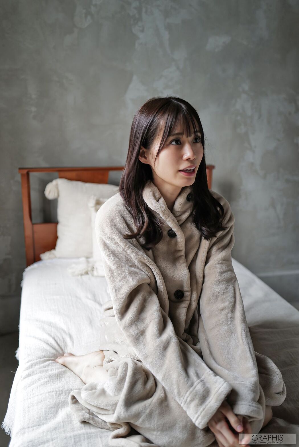 JP Miho Nana 未歩なな – Graphis Gals No.552 VIVACIOUS Part02 (71P)