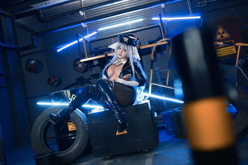 Coser@洛璃LoLiSAMA – 信浓女警 (81P)
