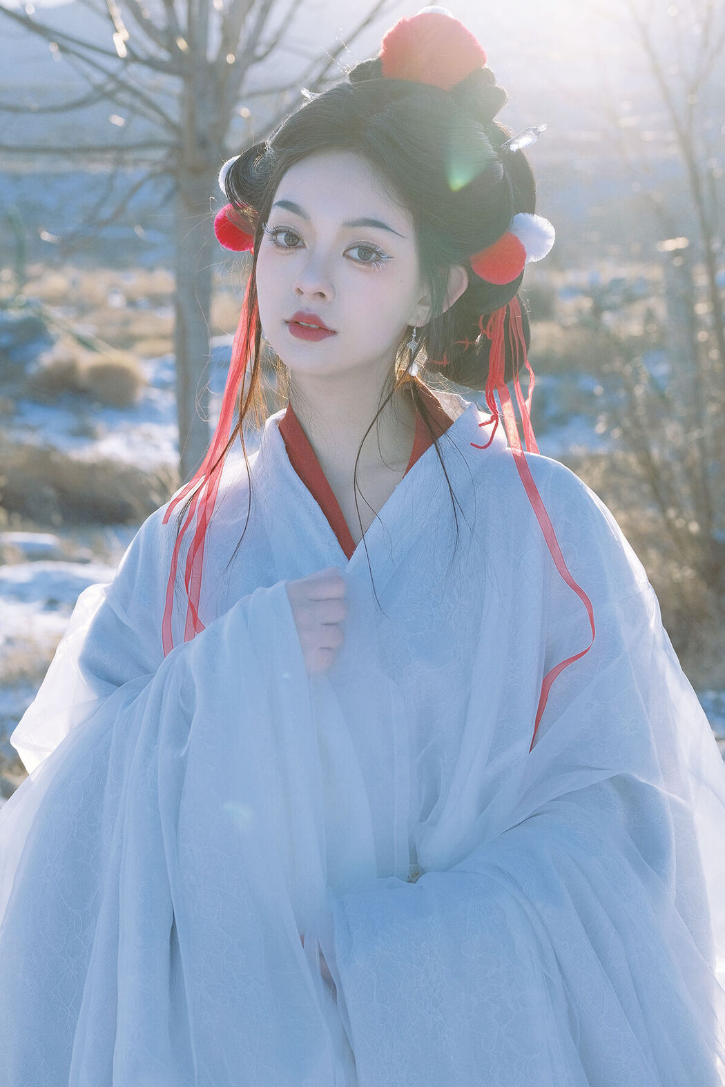 YiTuYu艺图语 Vol.8389 秋秋 (24P) Cover Photo