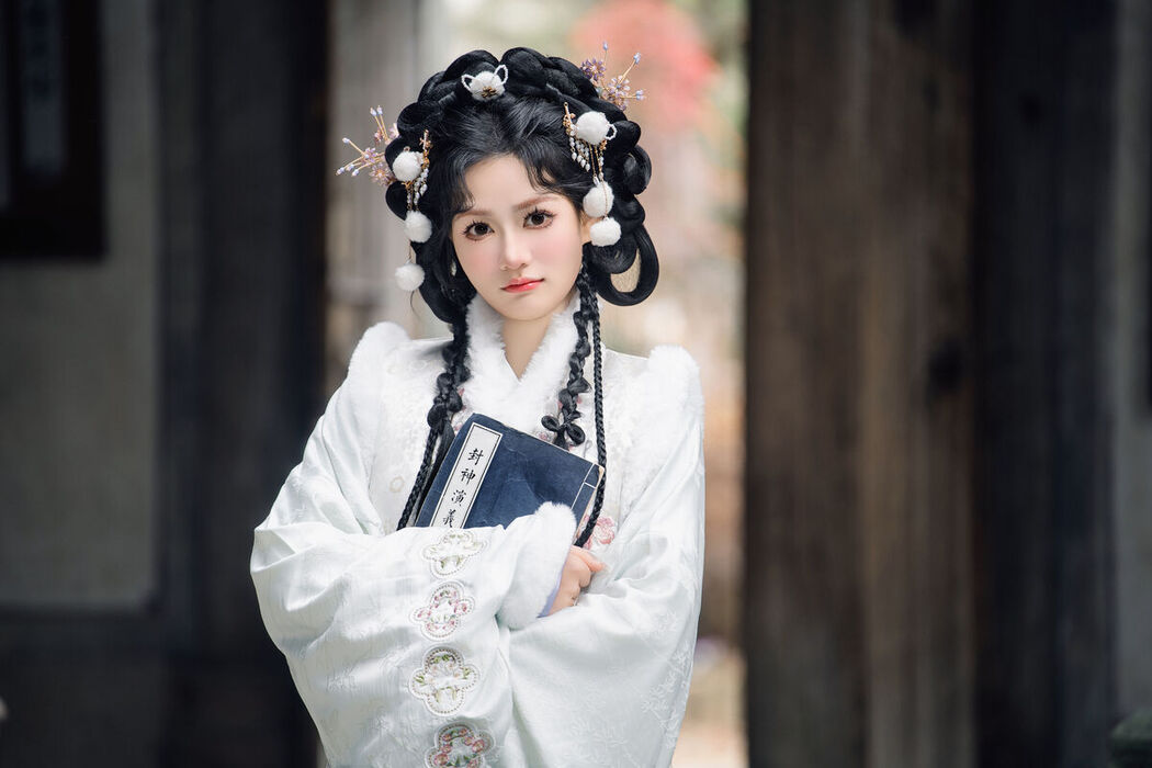 YiTuYu艺图语 Vol.8386 小陈 (21P)