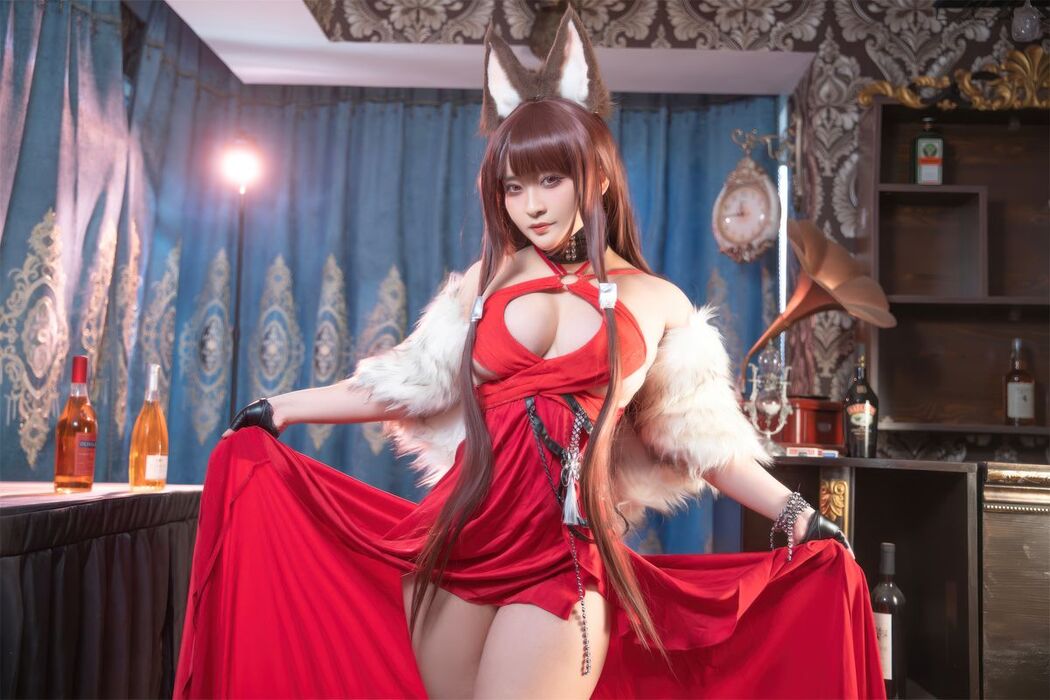 Coser@洛璃LoLiSAMA &#8211; 碧蓝航线 赤城 礼服 (54P)