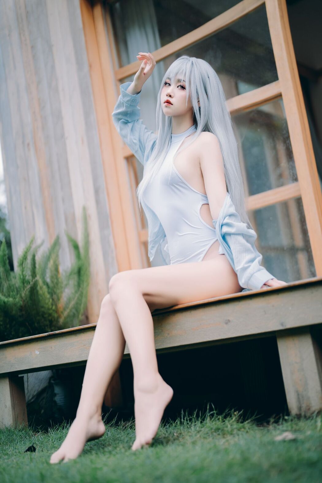 Coser@萌芽儿o0 – 白泳装 (26P)