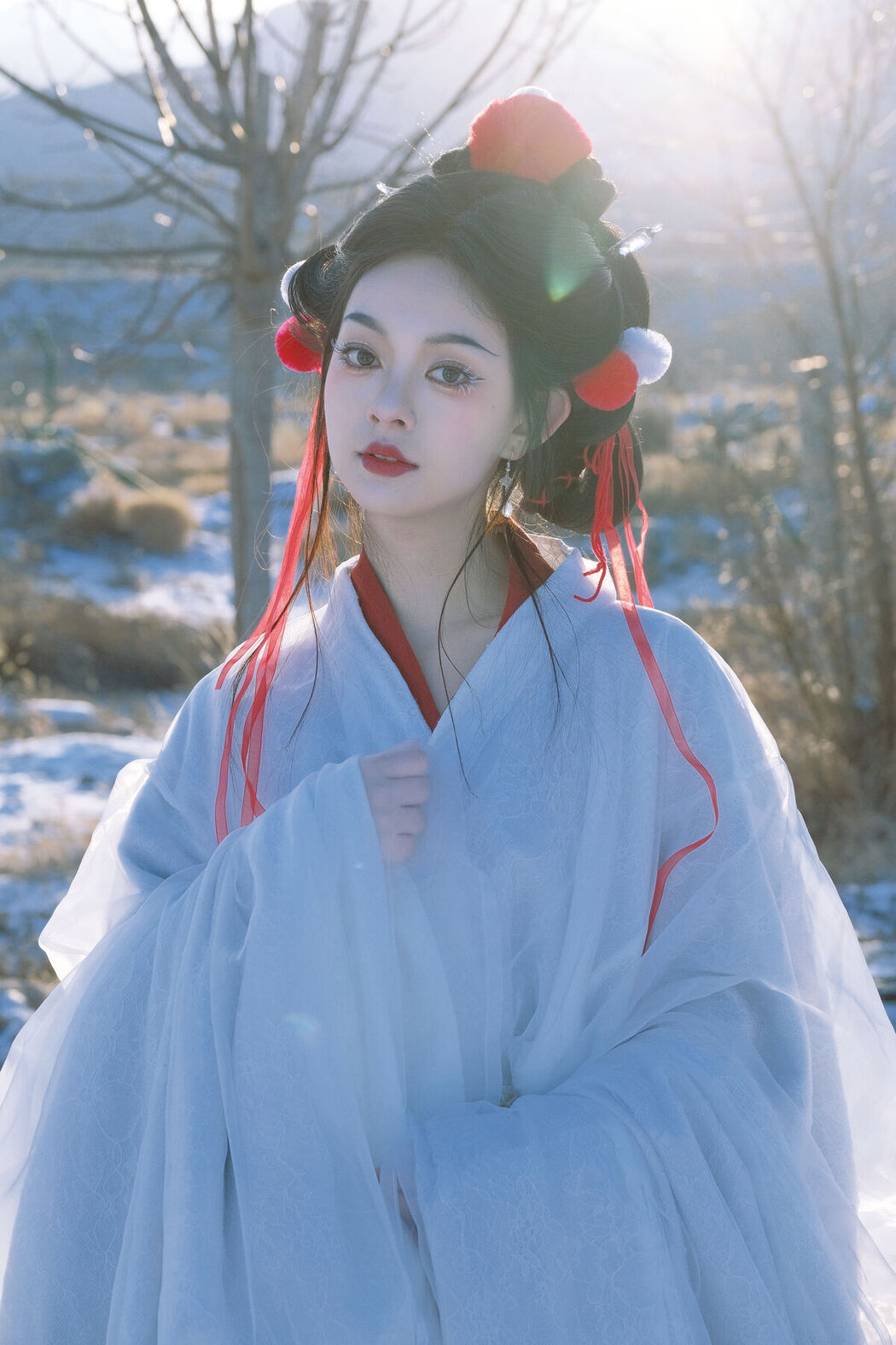 YiTuYu艺图语 Vol.8389 秋秋 (24P)