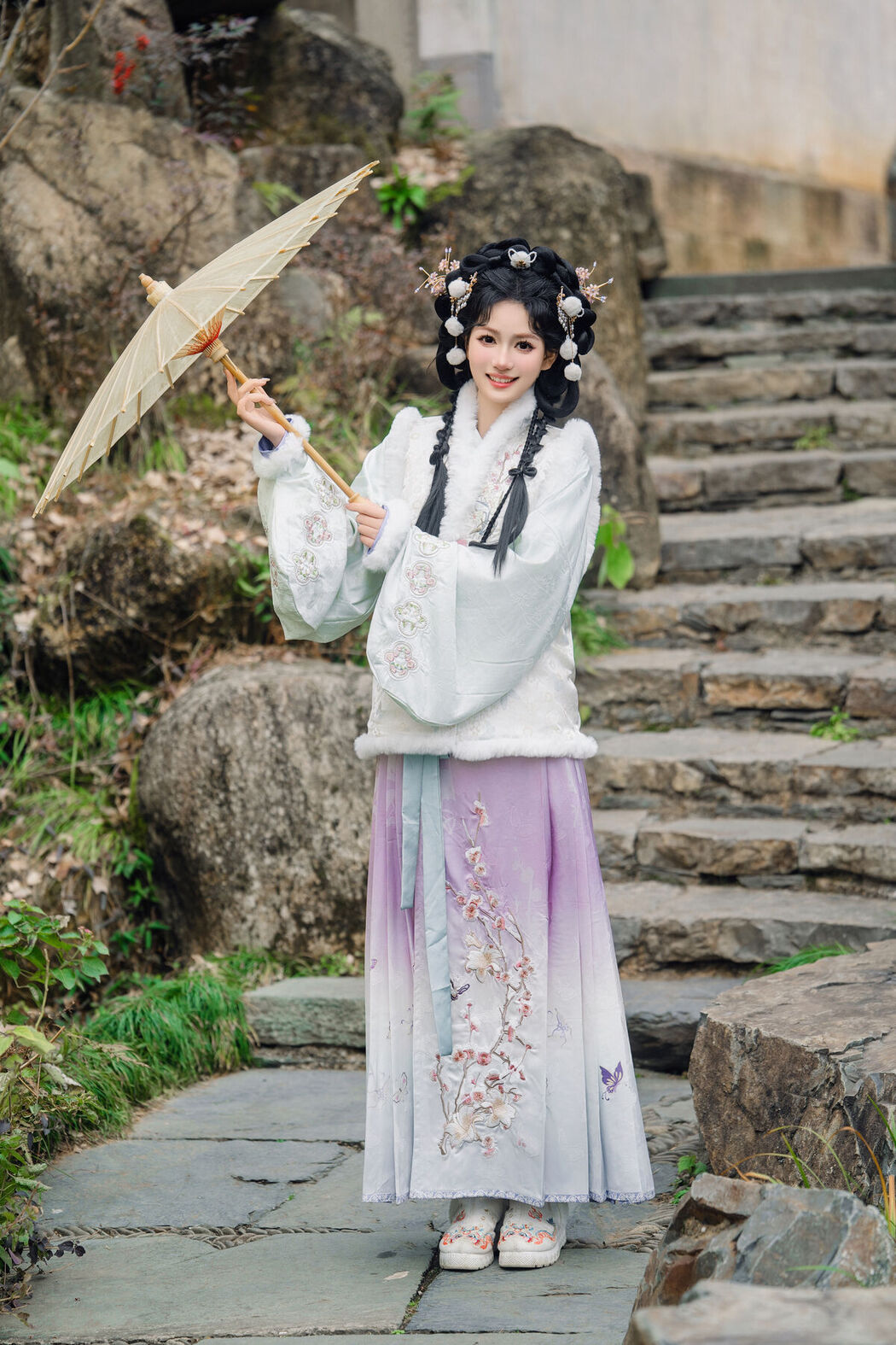 YiTuYu艺图语 Vol.8386 小陈 (21P)