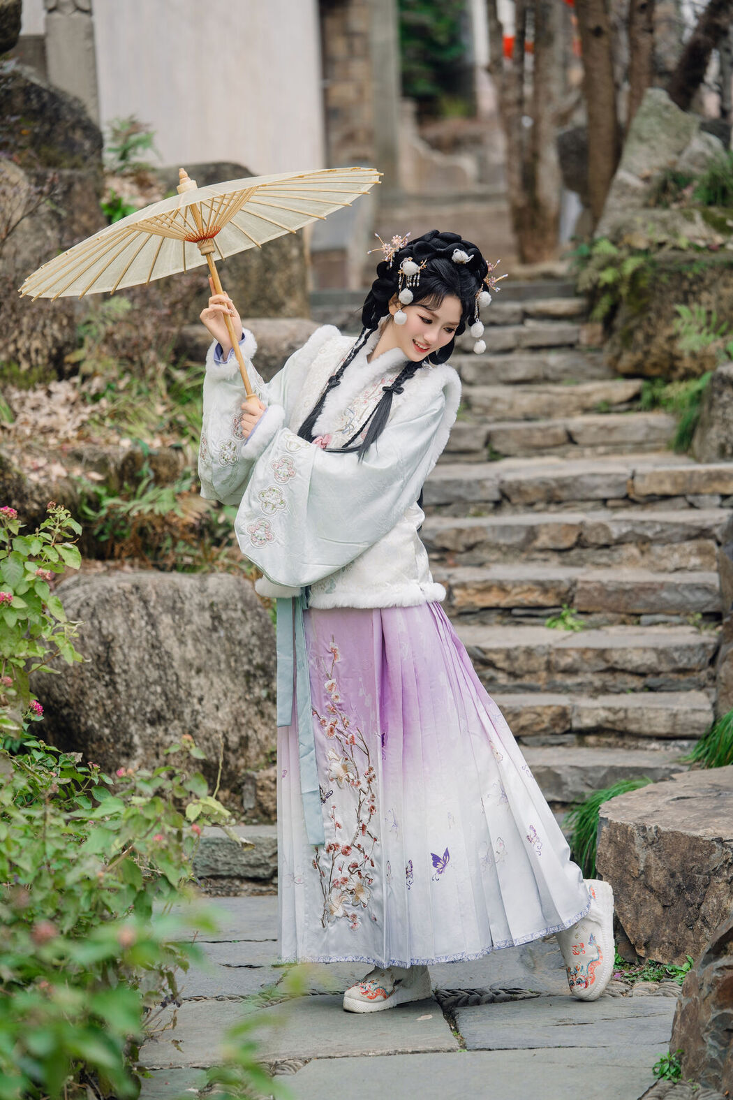 YiTuYu艺图语 Vol.8386 小陈 (21P)