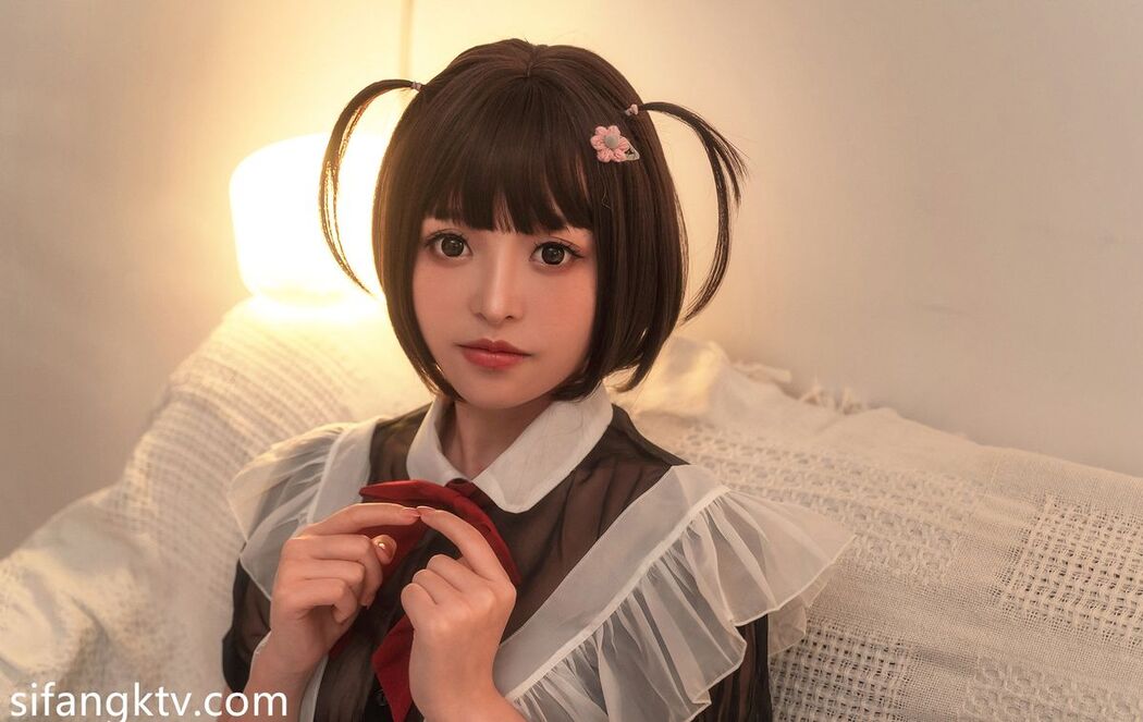 Coser@草莓味奈奈兔 – 付费福利私拍合集 Part1 (55P – 21V)