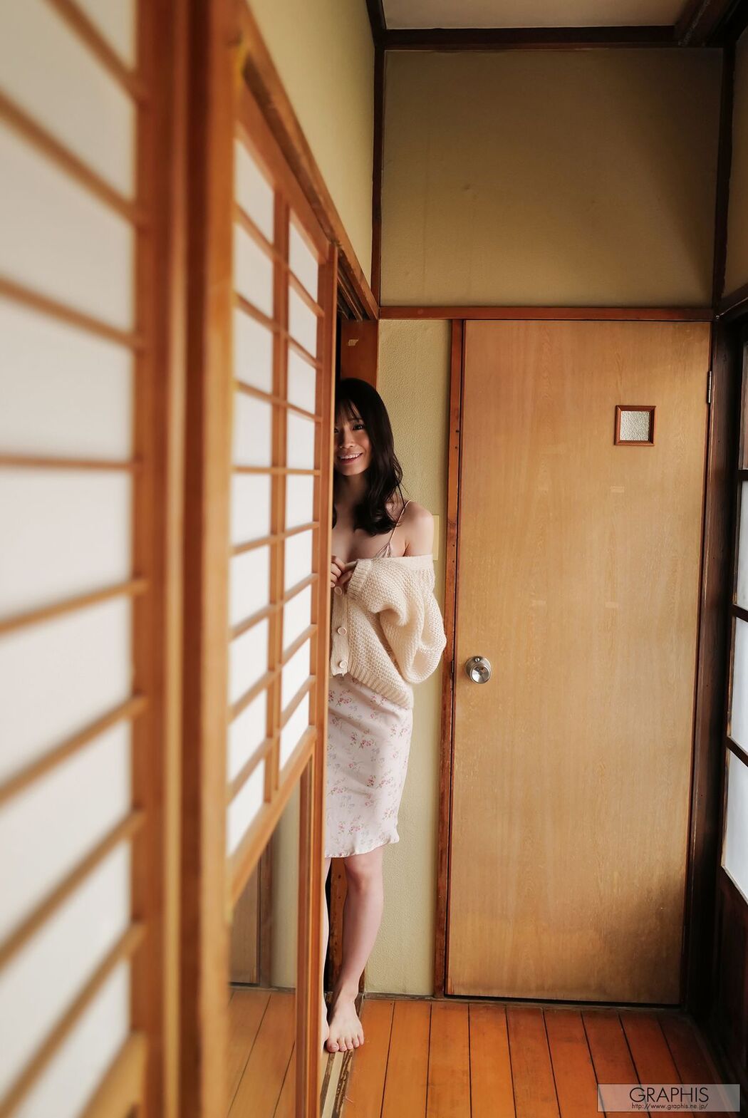 JP Miho Nana 未歩なな – Graphis Gals No.552 VIVACIOUS Part02 (71P)