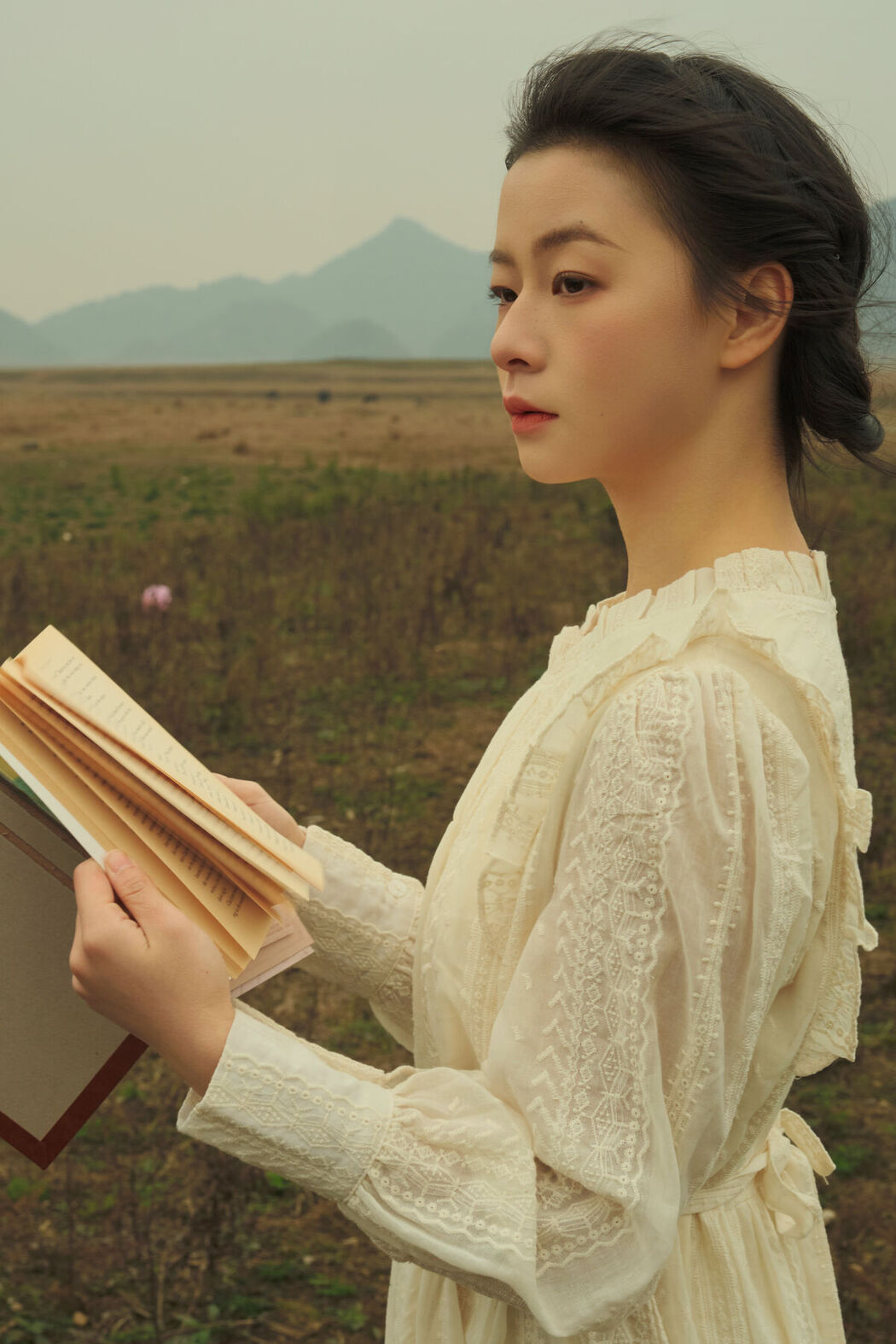 YiTuYu艺图语 Vol.8390 蝴蝶妹妹 (23P)