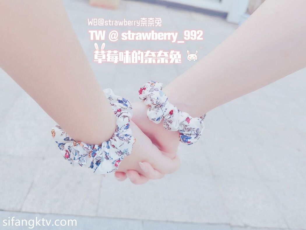 Coser@草莓味奈奈兔 – 付费福利私拍合集 Part4 (54P)