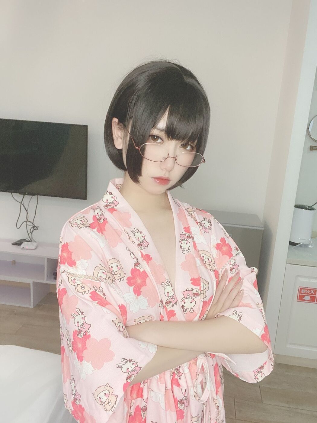 Coser@芋圆侑子 &#8211; 少妇 Part1 (58P &#8211; 8V)