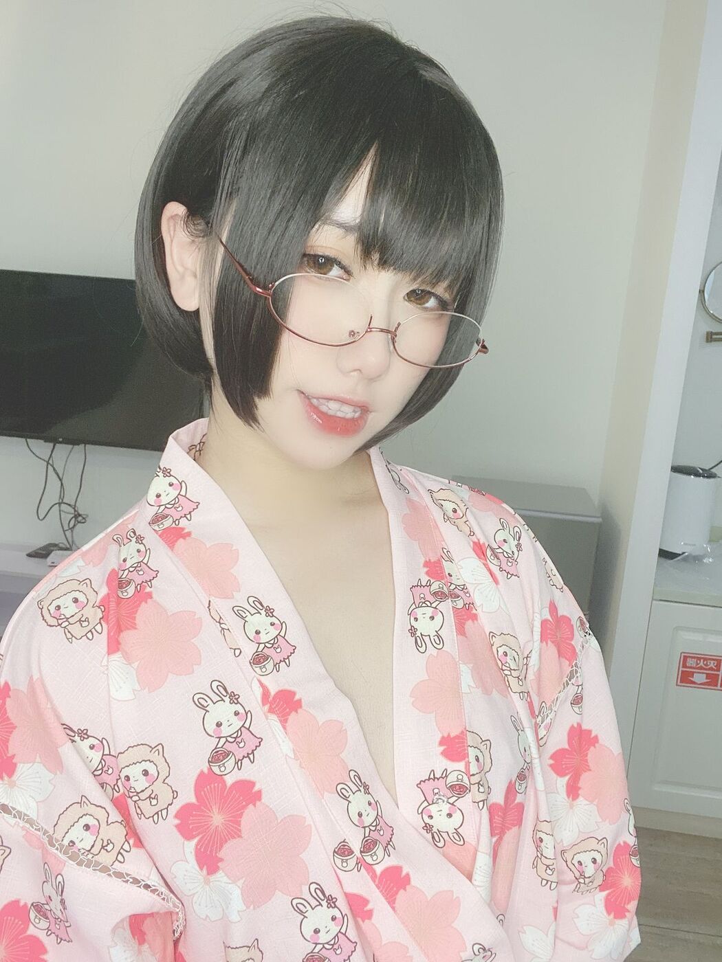 Coser@芋圆侑子 &#8211; 少妇 Part1 (58P &#8211; 8V)