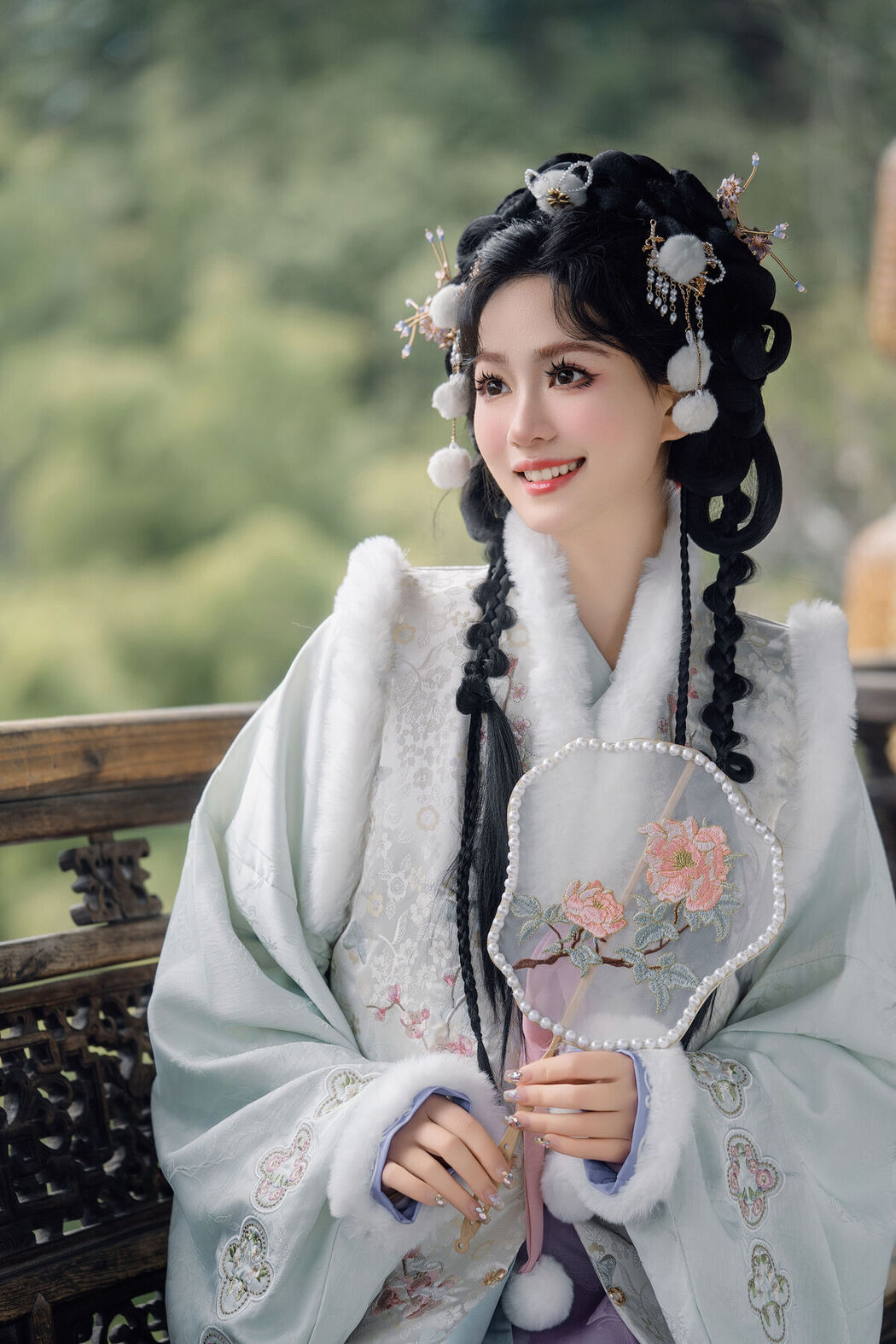 YiTuYu艺图语 Vol.8386 小陈 (21P)