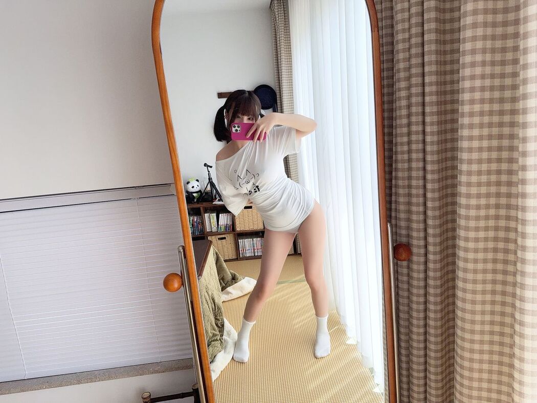 Coser@NAGISA魔物喵 &#8211; 2025年03月打包合集 Part4 (48P)