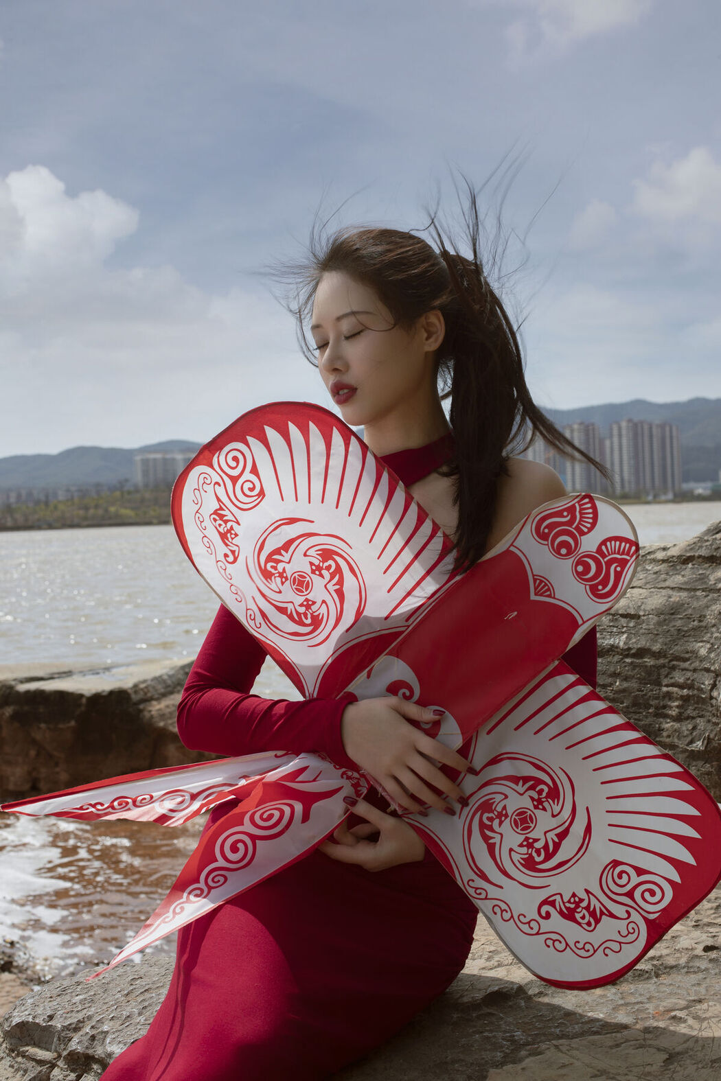 YiTuYu艺图语 Vol.8395 佚名 (28P)