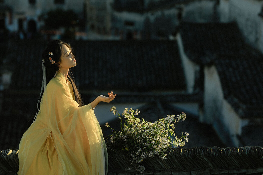 YiTuYu艺图语 Vol.8407 佚名 (21P)