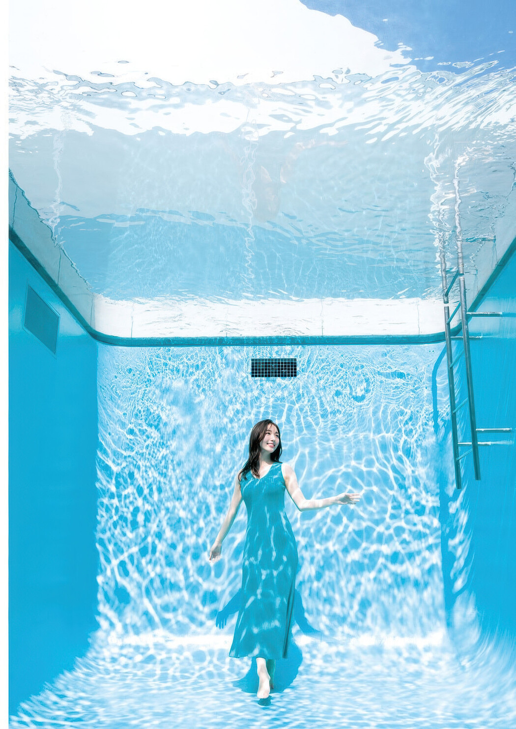 Kurumi Karikawa 刈川くるみ, Young Jump 2025 No.41 (ヤングジャンプ 2025年41号)