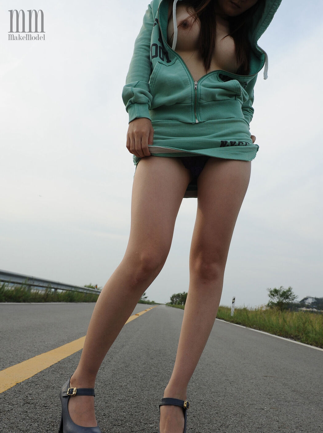 MakeModel Gahee 가희 &#8211; 2015.05.08 레이싱 걸 처럼 (38P)