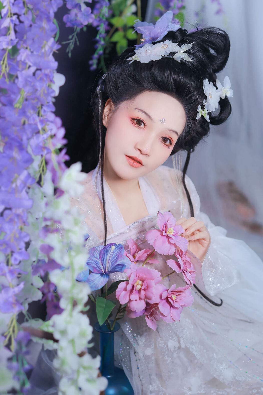 YiTuYu艺图语 Vol.8404 焚香小也 (23P)