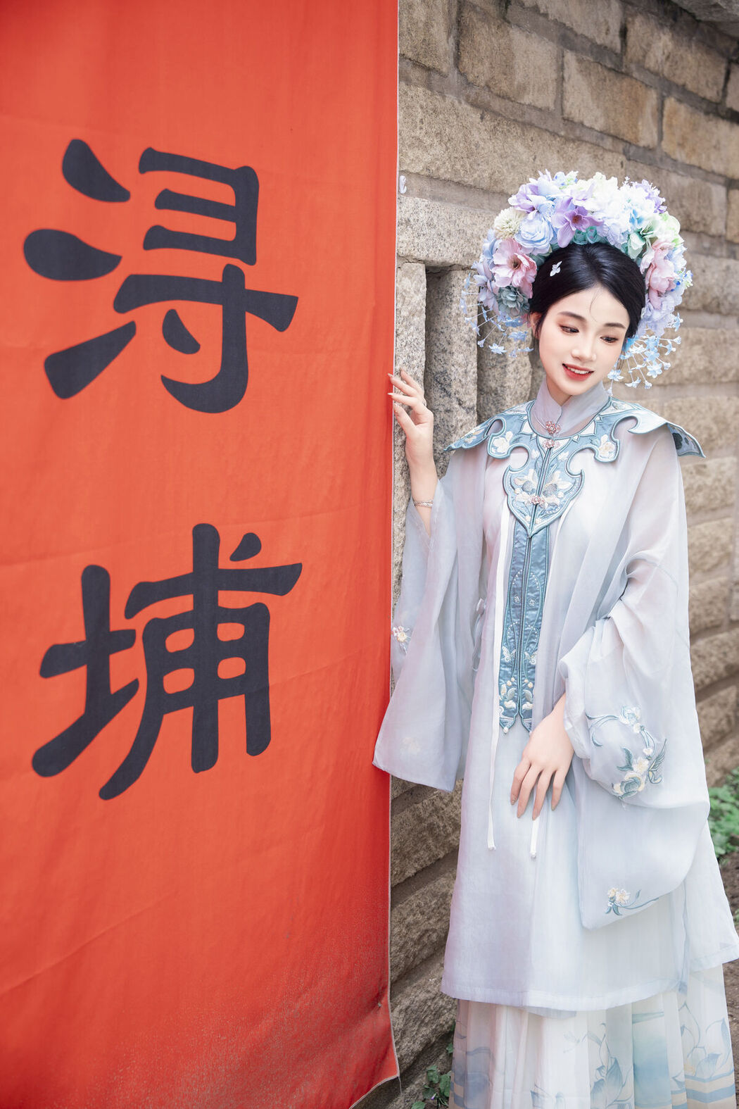 YiTuYu艺图语 Vol.8402 小葵 (26P)
