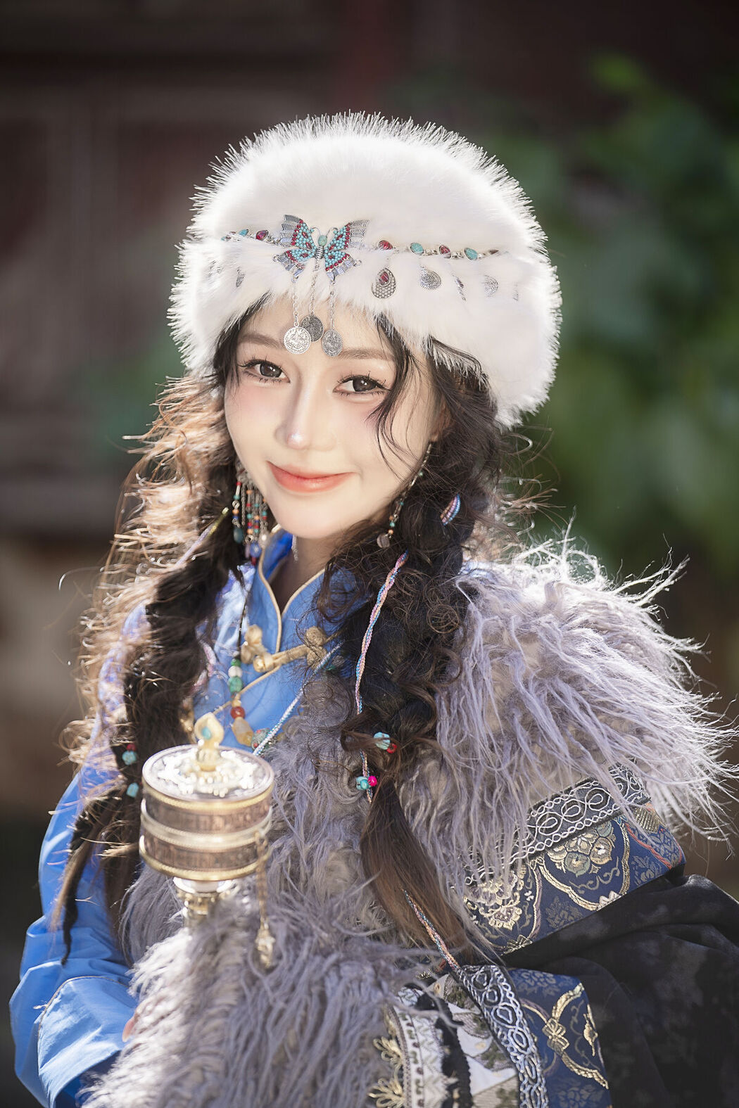 YiTuYu艺图语 Vol.8405 小赢 (32P)