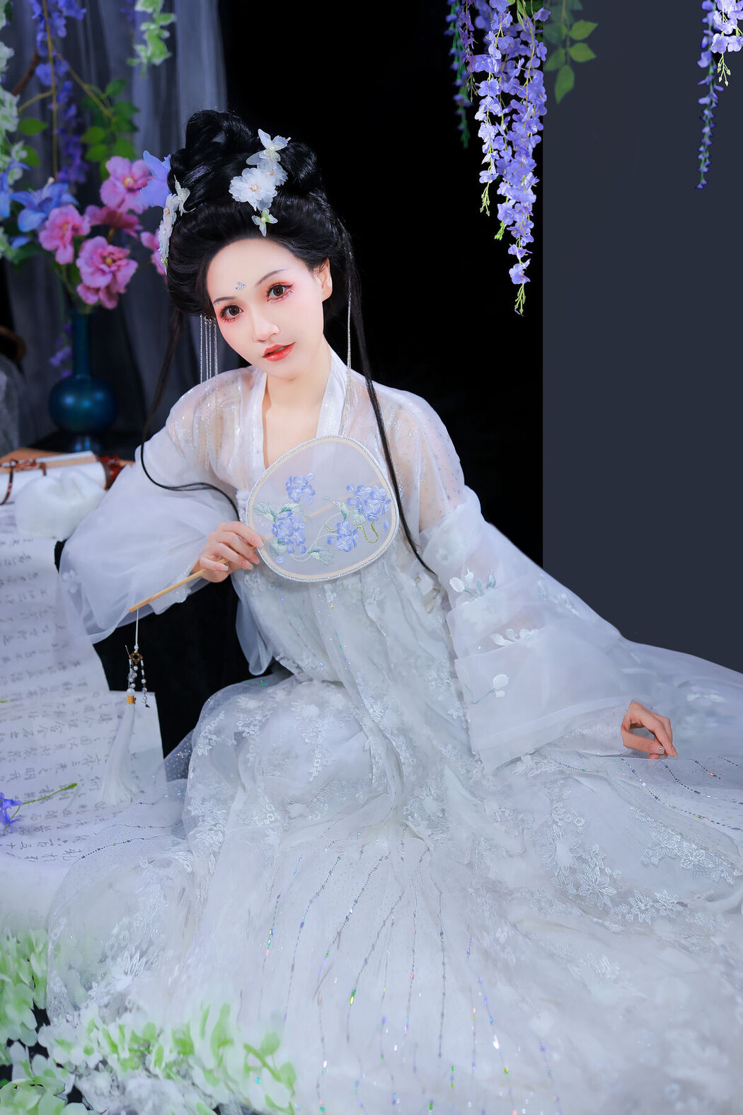 YiTuYu艺图语 Vol.8404 焚香小也 (23P)