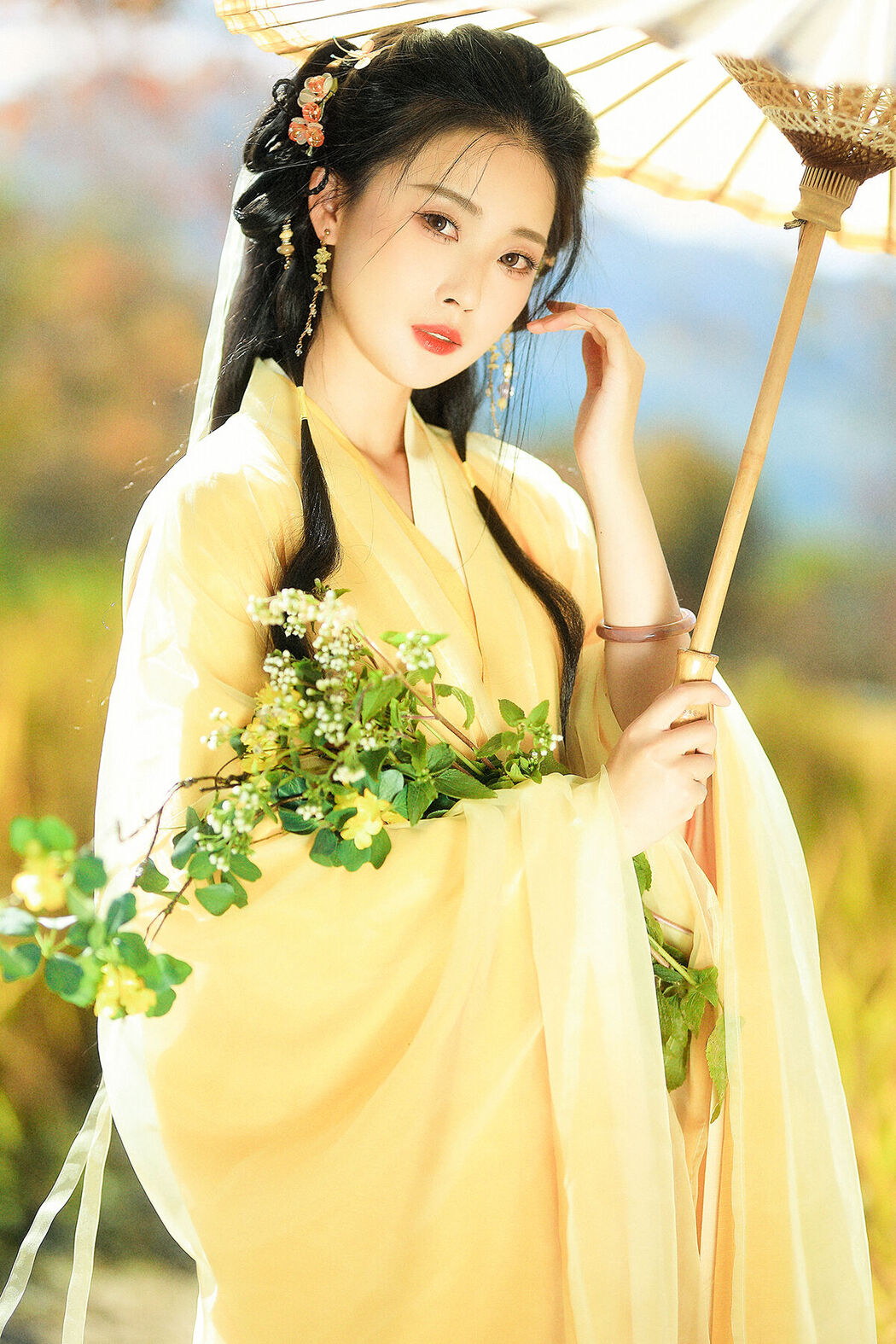 YiTuYu艺图语 Vol.8407 佚名 (21P) Cover Photo